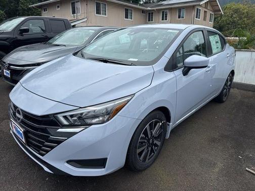 Gray Sky Pearl 2025 Nissan Versa 1.6 SV