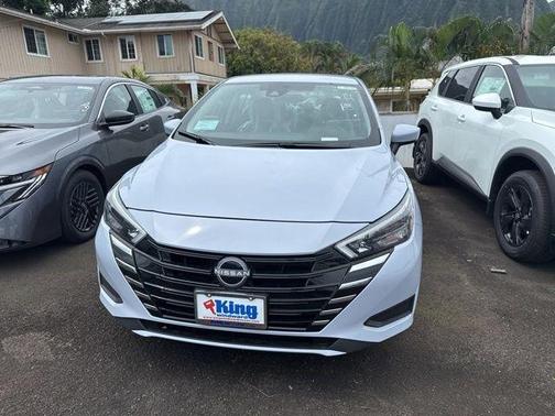 Gray Sky Pearl 2025 Nissan Versa 1.6 SV