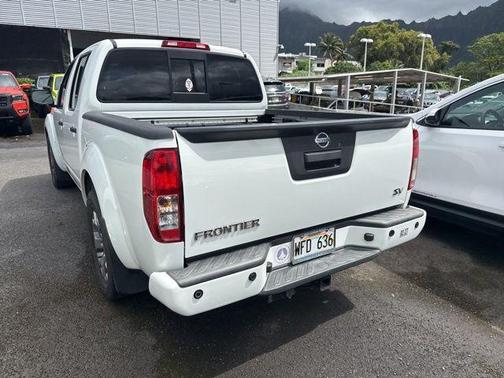 Glacier White 2020 Nissan Frontier SV