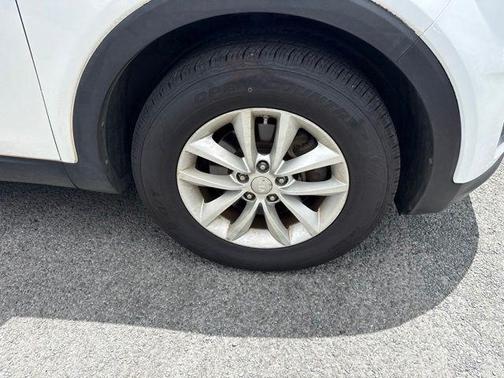 Snow White Pearl 2017 Kia Sorento LX