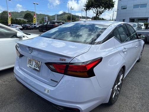 2024 Nissan Altima 2.0 SR