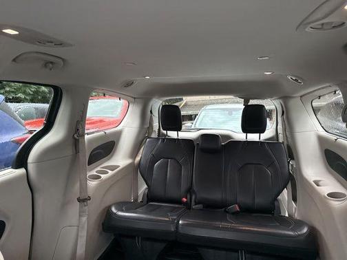 Gray 2022 Chrysler Pacifica Touring-L