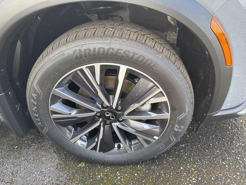 Harbor Gray 2026 INFINITI QX60 Luxe