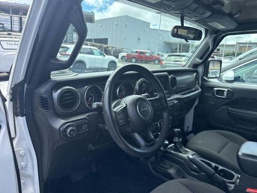 Bright White Clearcoat 2023 Jeep Wrangler Sport