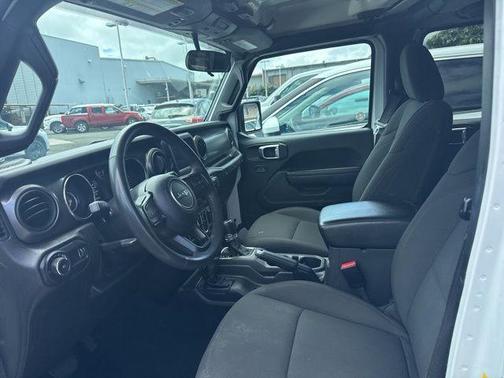 Bright White Clearcoat 2023 Jeep Wrangler Sport