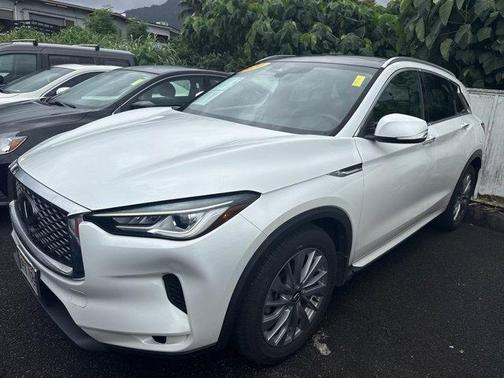 Radiant White 2024 INFINITI QX50 Luxe