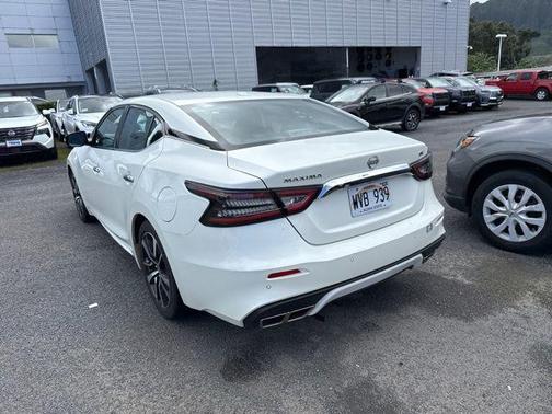 2023 Nissan Maxima SV