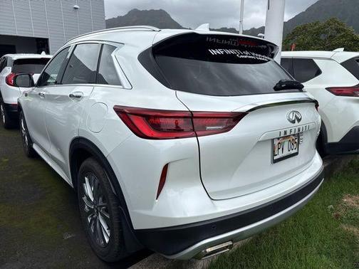 Radiant White 2024 INFINITI QX50 Luxe