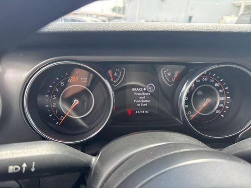 Granite Crystal Clearcoat Metallic 2023 Jeep Wrangler Sport