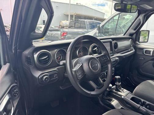 Granite Crystal Clearcoat Metallic 2023 Jeep Wrangler Sport