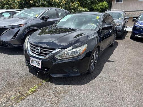 Black 2016 Nissan Altima 2.5 SR