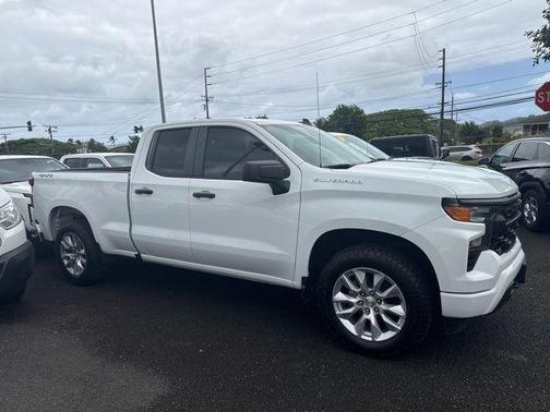 Summit White 2023 Chevrolet Silverado 1500 Custom