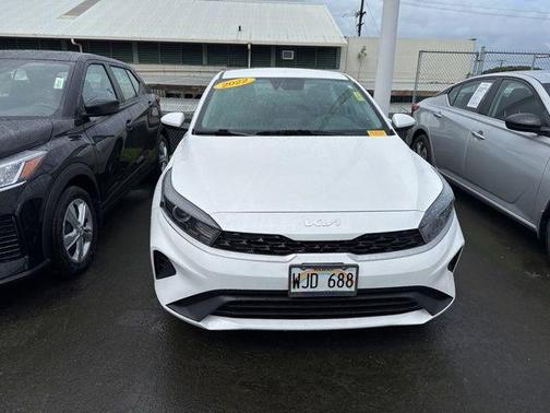 Snow White Pearl 2022 Kia Forte LXS