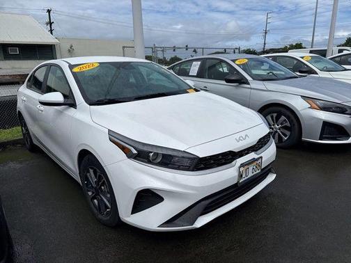 Snow White Pearl 2022 Kia Forte LXS