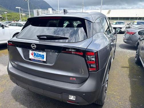 Gun Metallic 2026 Nissan Kicks SR