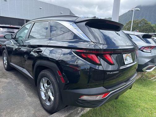 Black Pearl 2024 Hyundai TUCSON SEL