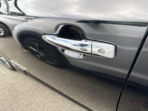 Black 2018 Nissan Leaf SV