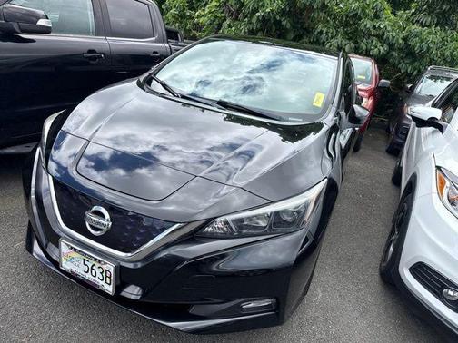 Black 2018 Nissan Leaf SV