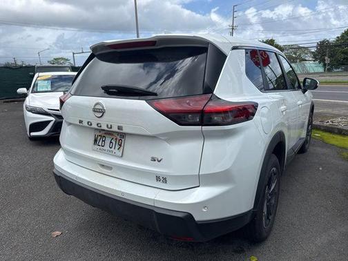 Everest White P 2024 Nissan Rogue SV