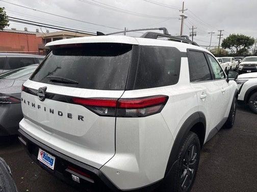 Everest White P 2026 Nissan Pathfinder SV