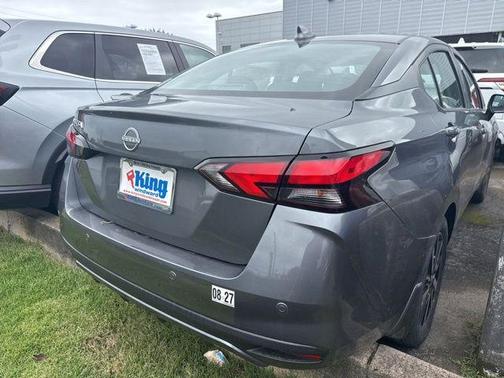 Gun Metallic 2025 Nissan Versa 1.6 SV