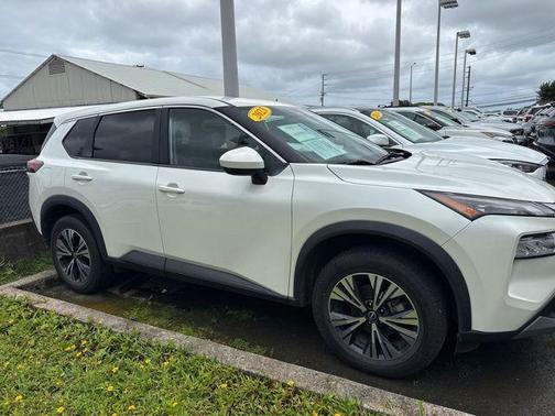 White 2023 Nissan Rogue SV