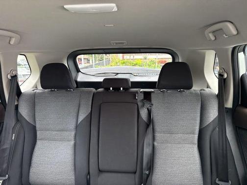 White 2023 Nissan Rogue SV