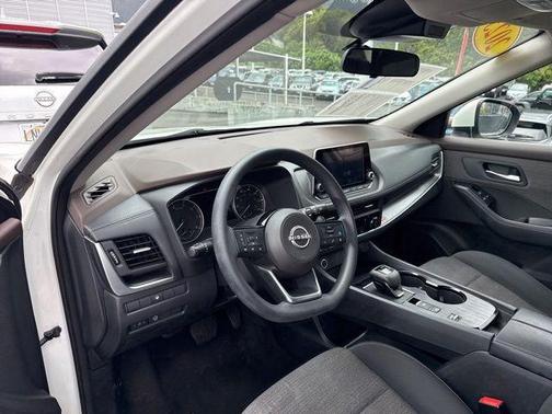 White 2023 Nissan Rogue SV