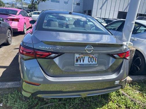 2 Tone Gray / Black Roof 2023 Nissan Sentra SR
