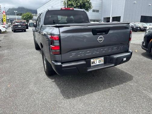 Gun Metallic 2023 Nissan Frontier S