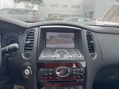 2017 INFINITI QX50 Base