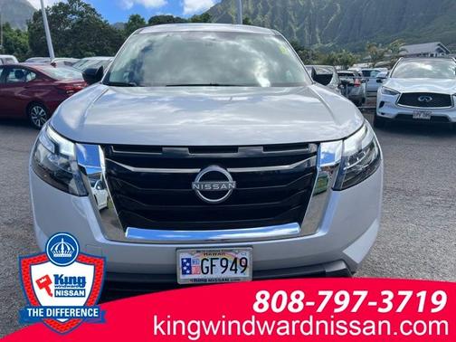 2025 Nissan Pathfinder S