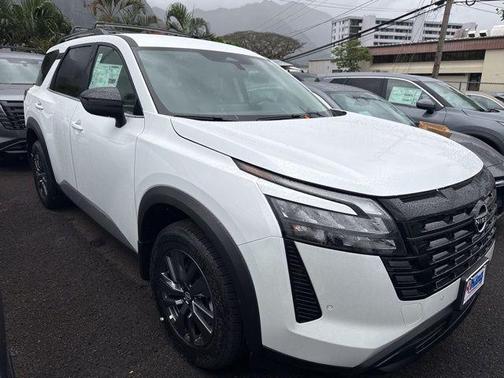 Everest White P 2026 Nissan Pathfinder SV