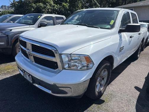 Bright White Clearcoat 2022 RAM 1500 Classic SLT