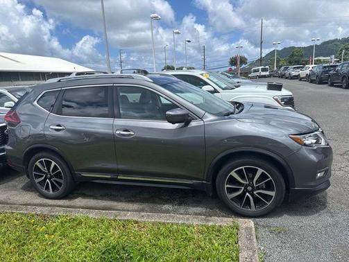 Gun Metallic 2019 Nissan Rogue SL