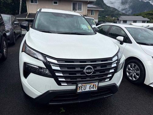 Glacier White 2026 Nissan Rogue S