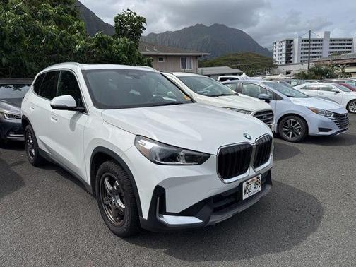 Alpine White 2023 BMW X1 xDrive28i