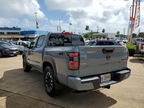 Boulder Gray Pearl 2023 Nissan Frontier PRO-4X