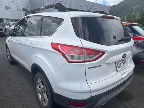 White 2014 Ford Escape SE