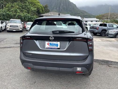 Gun Metallic 2026 Nissan Kicks S