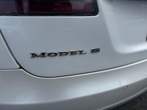 White 2014 Tesla Model S
