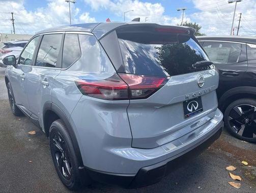Boulder Gray Metallic 2026 Nissan Rogue SV