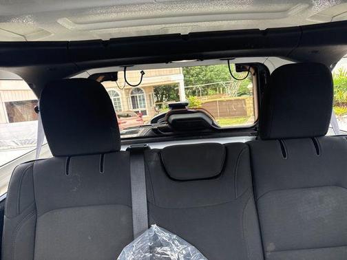 Bright White Clearcoat 2023 Jeep Wrangler Sport