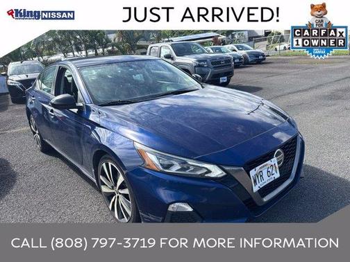 Deep Blue Pearl 2022 Nissan Altima 2.5 SR