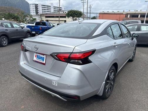 Brilliant Silver Metallic 2025 Nissan Versa 1.6 SV