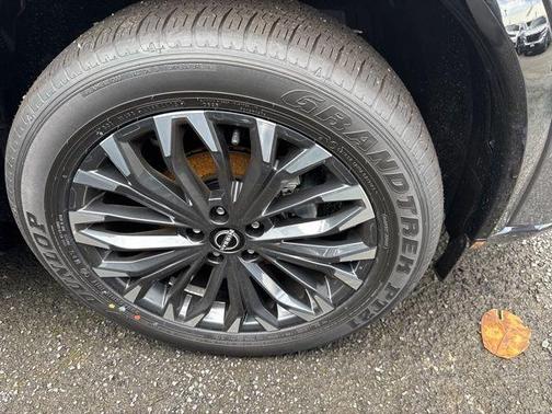 Gun Metallic 2026 Nissan Rogue Platinum
