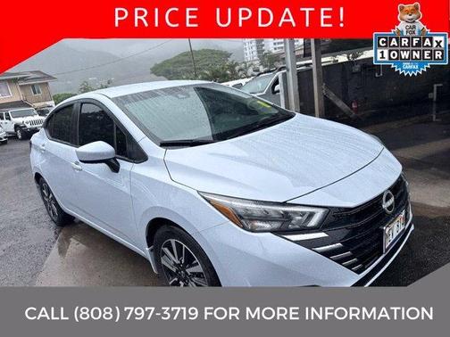 Gray Sky Pearl 2025 Nissan Versa 1.6 SV
