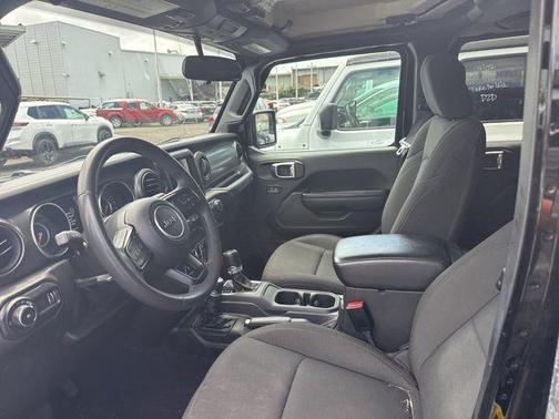 Black Clearcoat 2023 Jeep Wrangler Sport