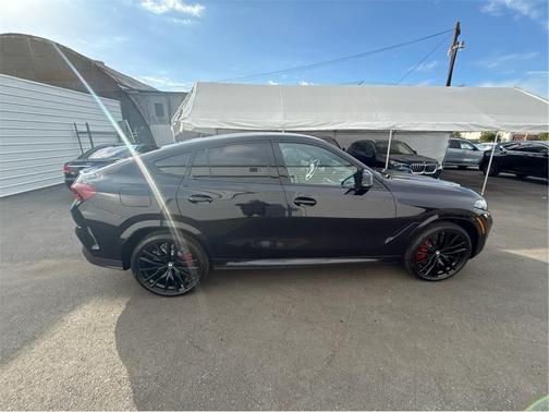 2026 BMW X6 M60i