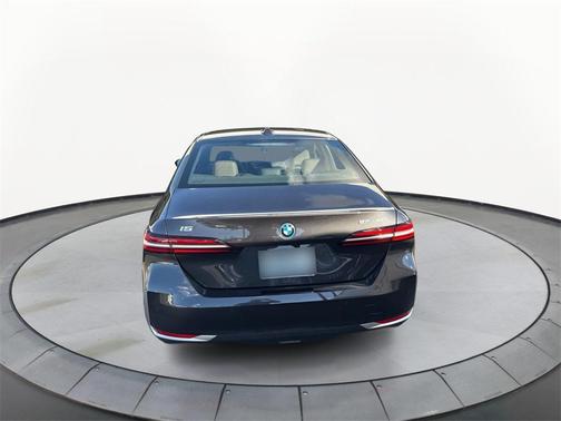 2026 BMW i5 eDrive40